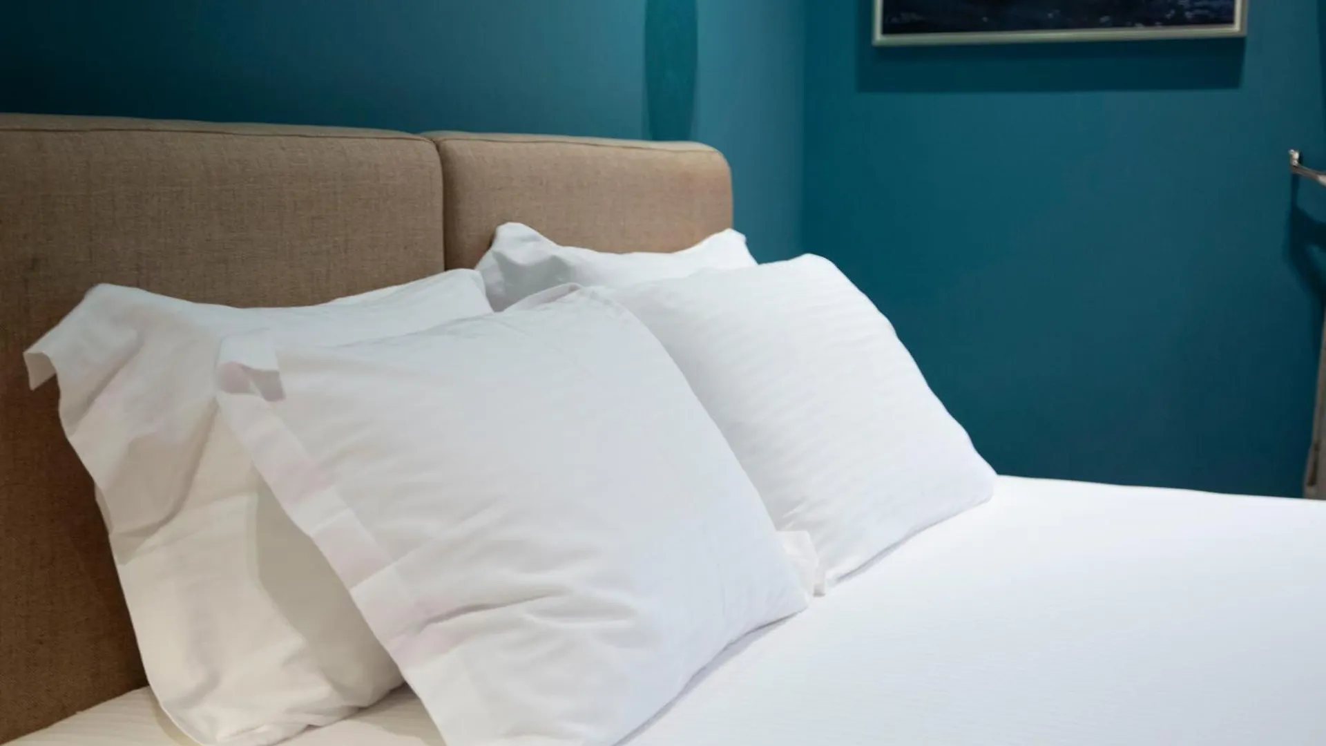 Hotel Mullaga Stays Tirana